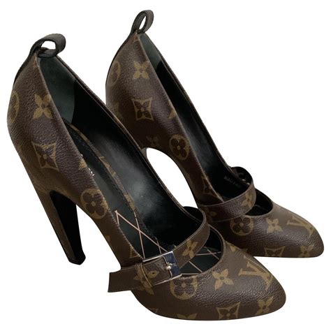 louis vuitton womens high heel shoes|louis vuitton uncover heels.